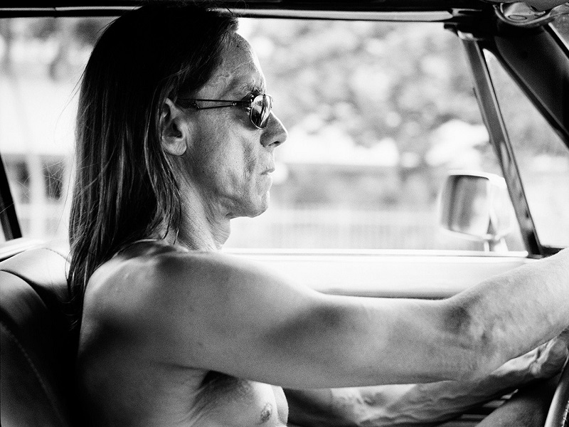 Iggy Pop: Ο ζωντανός θρύλος του ροκ, για μια μοναδική συναυλία στην Αθήνα