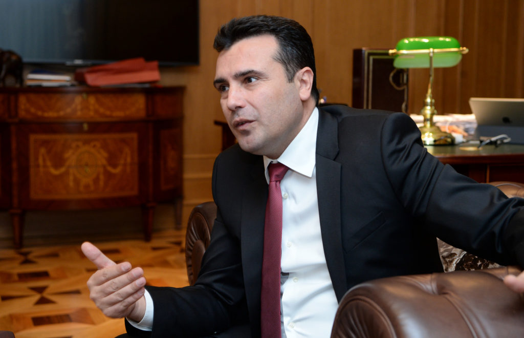 “Εκτός ελέγχου” ο Ζάεφ – “Είμαι Μακεδόνας, μιλάω μακεδονικά, είναι δικαίωμά μου”