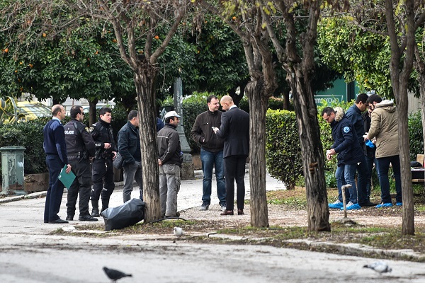 Σοκ στο Ζάππειο: Βρέθηκε άνδρας κρεμασμένος