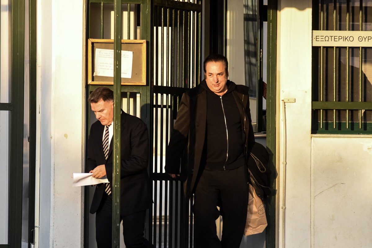 Ελεύθερος ο Ριχάρδος, βρήκε τις 200.000 ευρώ – Τι είπε στους δημοσιογράφους (vid)