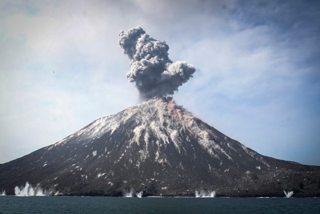 Ινδονησία έκρηξη ηφαιστείου 