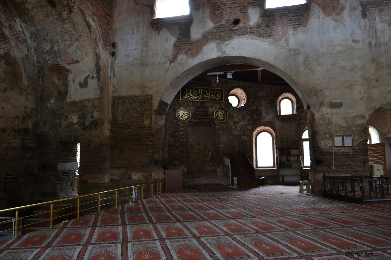 Ακραίοι ισλαμιστές ζητούν να λειτουργήσει ξανά ως τζαμί η Αγιά Σοφιά (vid)