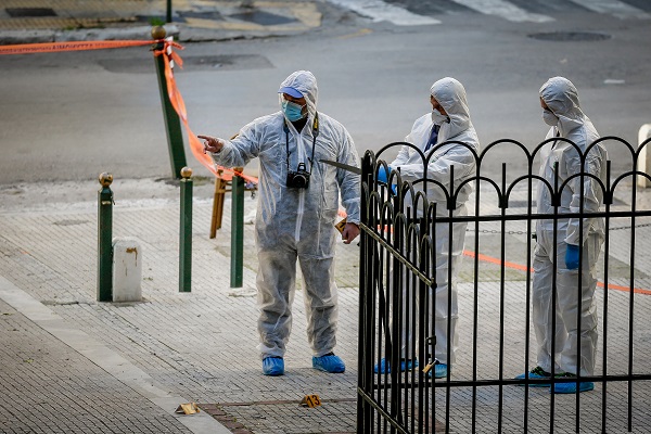 Βόμβα στο Κολωνάκι: “Θέλαμε νεκρούς, αλλά πήραμε το μάθημά μας για την επόμενη φορά”