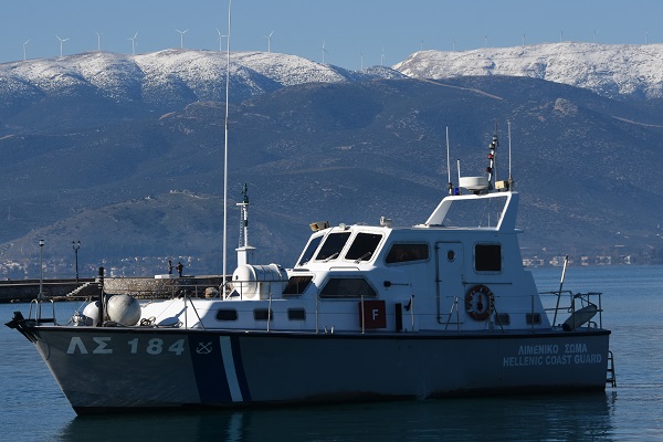 “Ήταν απάνθρωπο, το ελληνικό Λιμενικό πήγε να μας σκοτώσει”, λέει μετανάστης