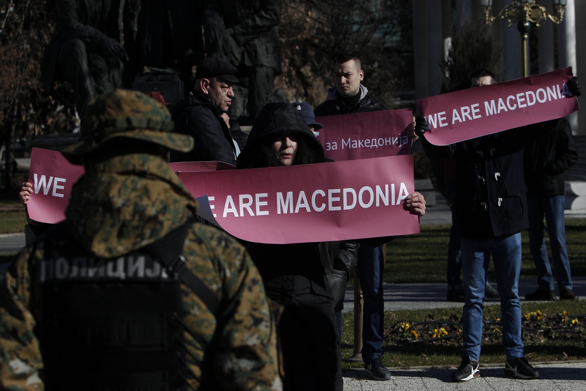 «Ο δρόμος της Ελλάδας προς τις εκλογές περνά από τη “Μακεδονία”» – Μεγάλος ο κίνδυνος για τον πρωθυπουργό