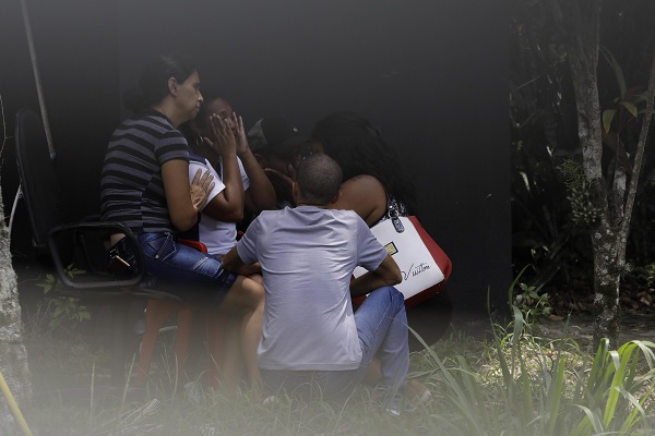 Τραγωδία στη Βραζιλία: 15χρονος διεθνής τερματοφύλακας το πρώτο ταυτοποιημένο θύμα (pics-vid)