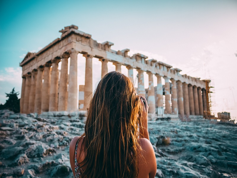 Guardian: Γιατί δεν μοιραζόμαστε τα Γλυπτά του Παρθενώνα με την Ελλάδα;