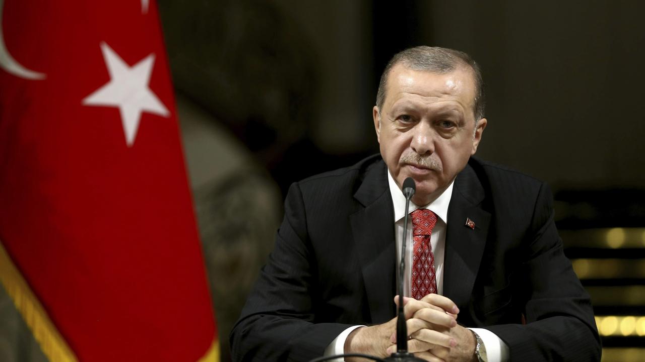 Ο Ερντογάν κατηγορεί την ΕΕ ότι επιδιώκει να ανατρέψει τον Μαδούρο