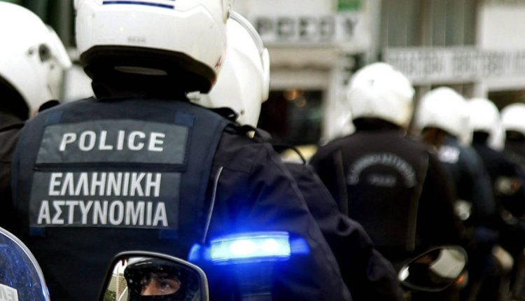 Ηράκλειο: Συνέλαβαν οι αρχές διακινητές κοκαΐνης