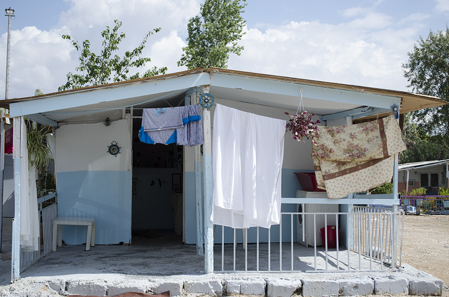 Ανήλικοι Ρομά Χαλάνδρι: Τρόμος στον καταυλισμό για πολίτες και διανομείς φαγητού