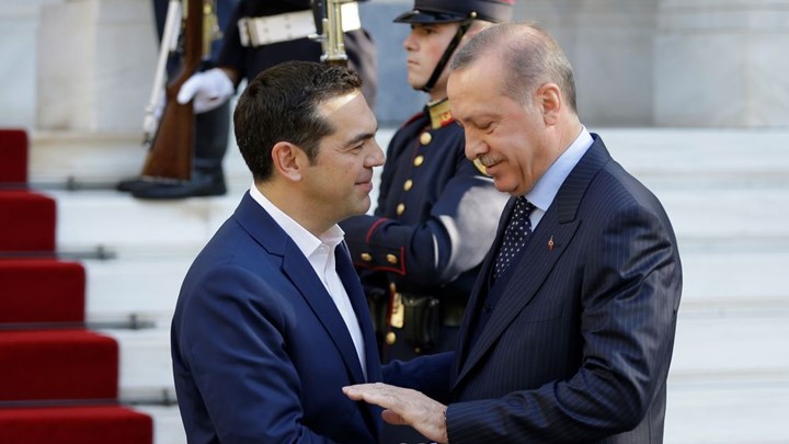 Γαλάζια Πατρίδα Τουρκία – Ελλάδα: “Τρόμαξαν οι Έλληνες, τώρα ξύπνησαν”, λέει ο Ερντογάν (vid)