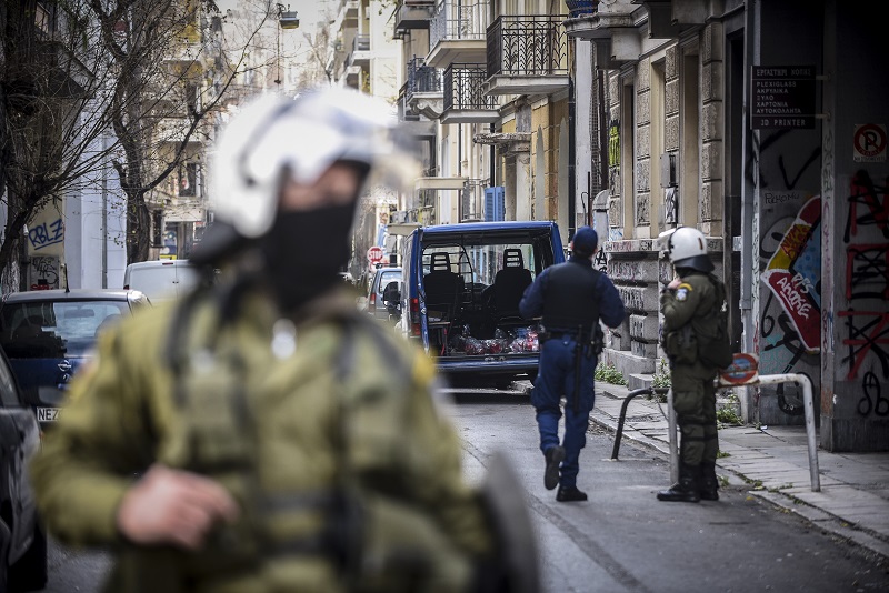 Εξάρχεια: Πανίσχυρες αστυνομικές δυνάμεις αυτή τη στιγμή στην περιοχή