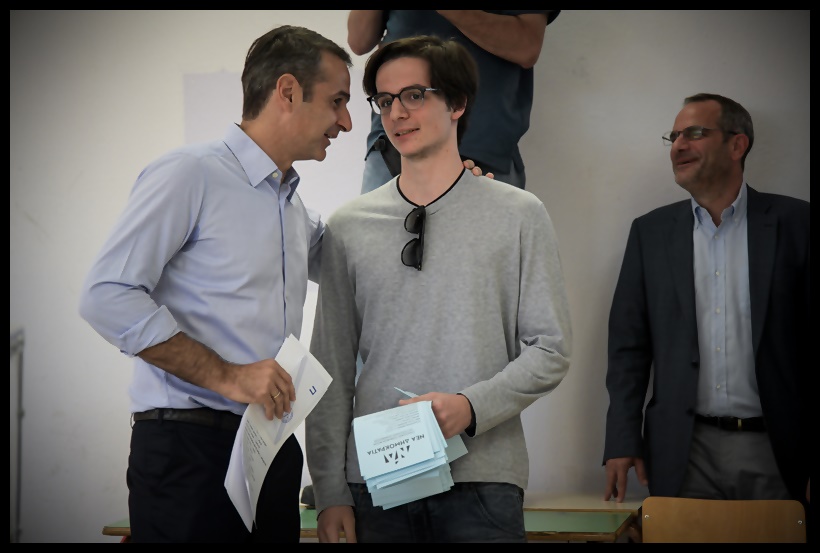 Εκλογές 2019: Η ατάκα του Μητσοτάκη στον γιο του για την ψήφο (vid)