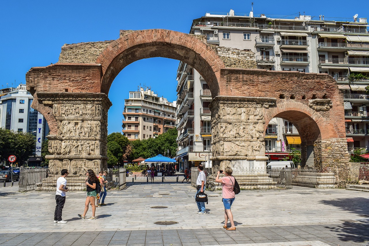 Αφιέρωμα – Θεσσαλονίκη: Εγκώμια από την Blick για την «πόλη που αναστήθηκε μετά την κρίση»