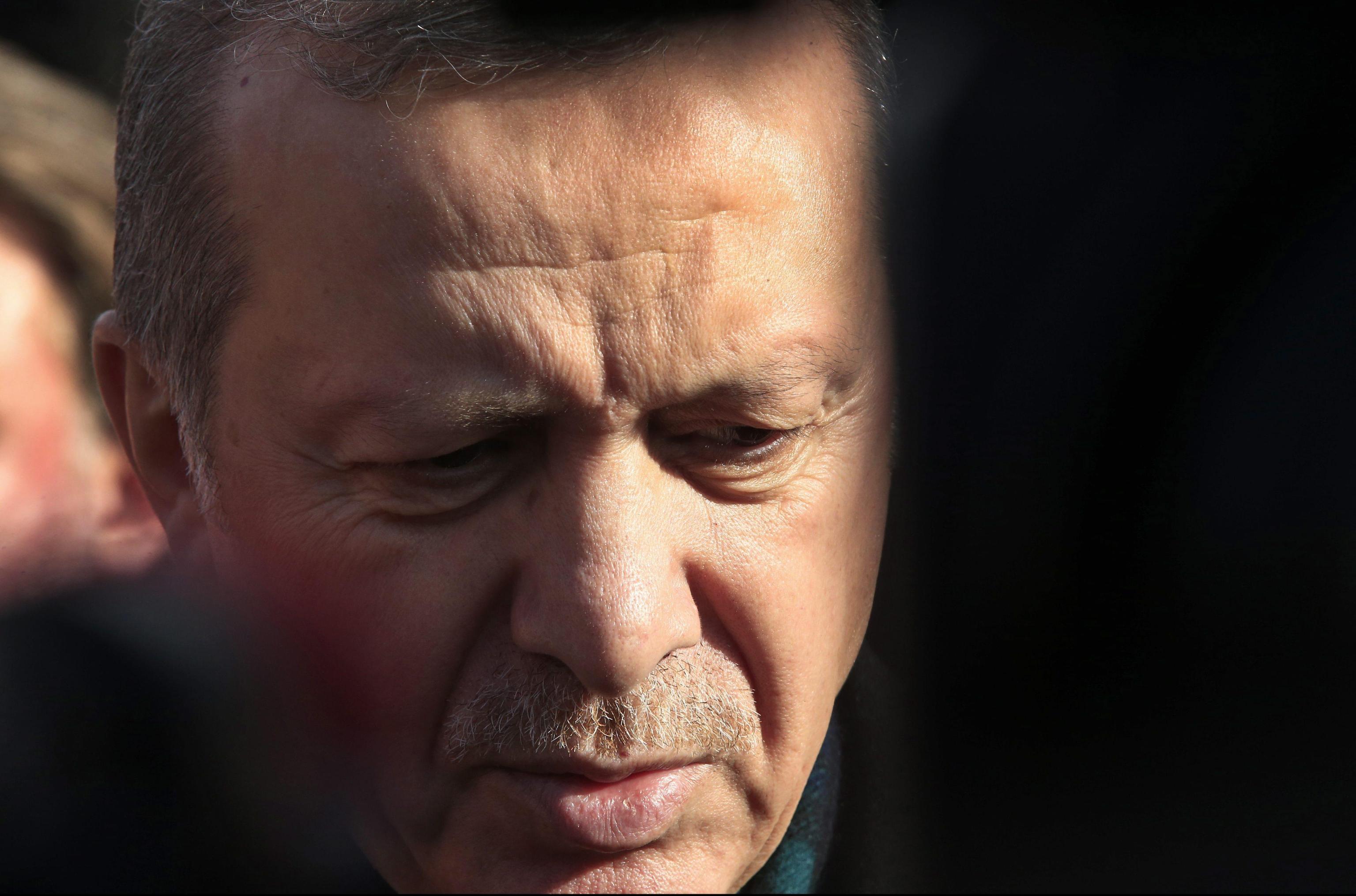 Εκλογές Κωνσταντινούπολη: «Ο Ρετζέπ κλονίζεται» – Ο ξένος Τύπος για την ήττα του Ερντογάν