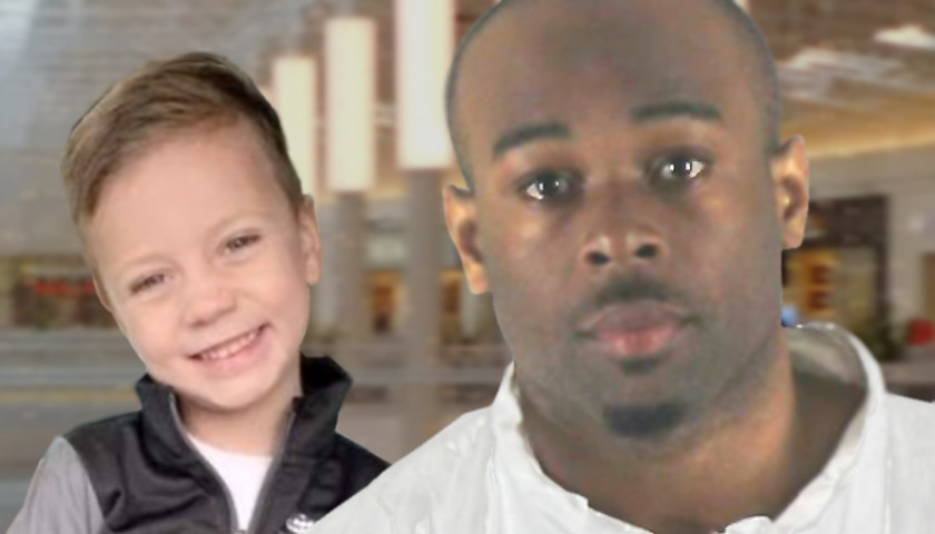 Μινεσότα: Νεαρός εξοργίστηκε που «έτρωγε χυλόπιτες» και… πέταξε έναν 5χρονο από μπαλκόνι!