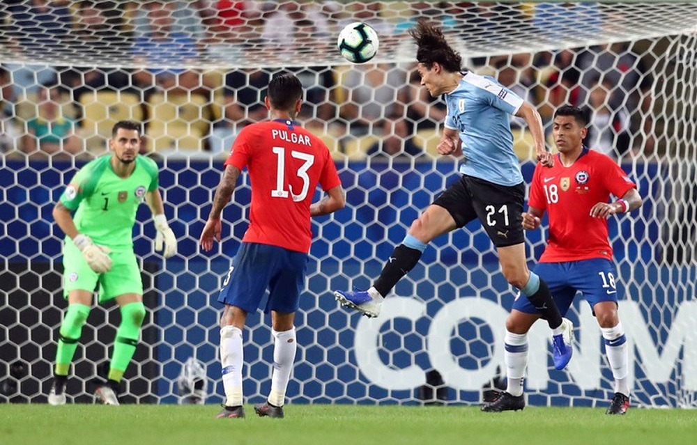 Ουρουγουάη – Χιλή 1-0: Ο Καβάνι την έστειλε στην οκτάδα του Κόπα Αμέρικα (vid)