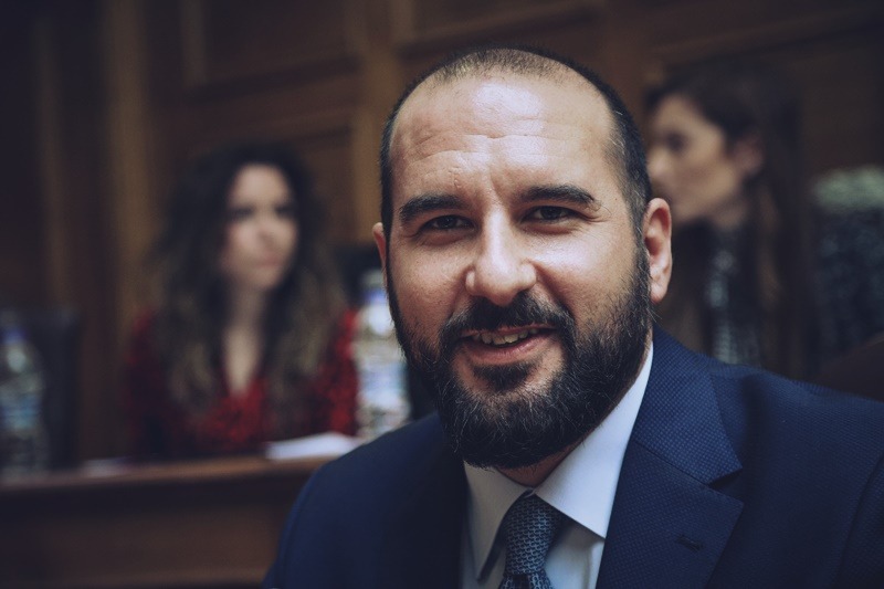 Δημήτρης Τζανακόπουλος: Η Αχτσιόγλου το παραδέχθηκε – Ποιος είναι ο άντρας που της έκλεψε την καρδιά