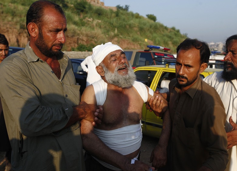 Πακιστάν συντριβή αεροσκάφους: 17 νεκροί μετά την πτώση πάνω σε κτίριο (vids)