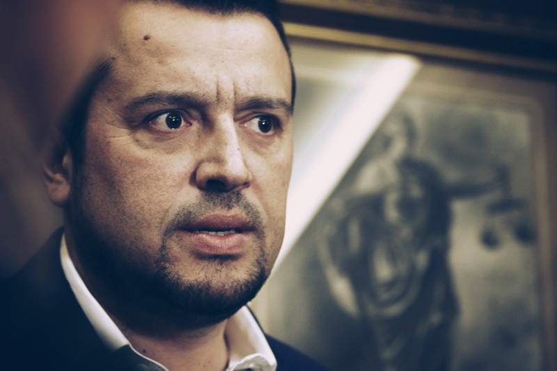 Νίκος Παππάς – έπιπλα: Παραγγελία €9.000 για το γραφείο του λίγο πριν τις εκλογές