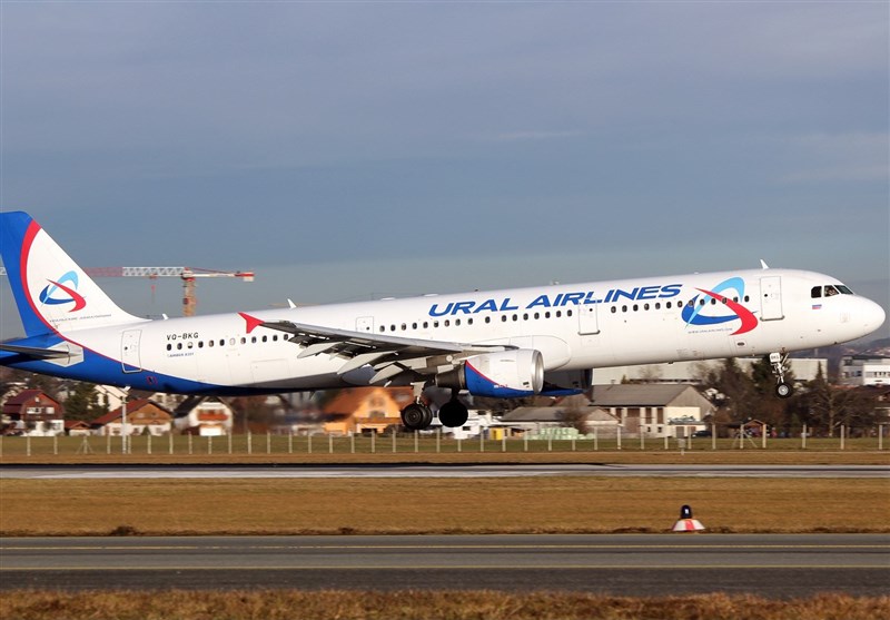 Αναγκαστική προσγείωση αεροσκάφους: 10 τραυματίες στη Ρωσία – Μπήκαν πουλιά στους κινητήρες