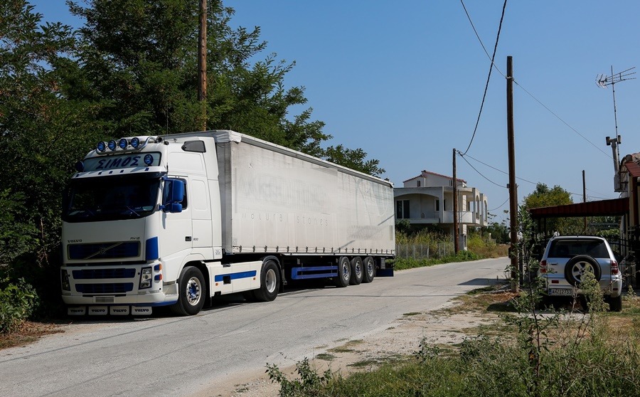 Φονικό Χρυσούπολη: Πατέρας δύο κοριτσιών το θύμα – “Έφαγα και τους δύο” (vid)