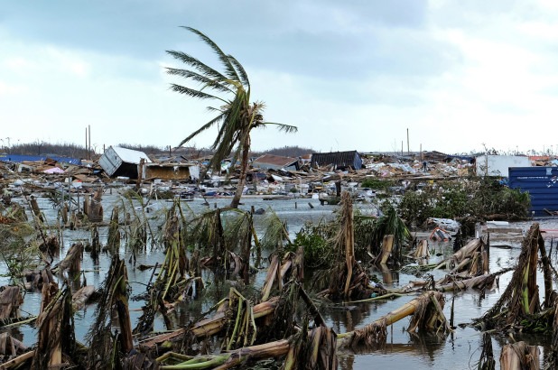 Τυφώνας Dorian νεκροί: Ανέβηκε στους 20 ο αριθμός – Συνεχίζονται οι έρευνες στα συντρίμμια