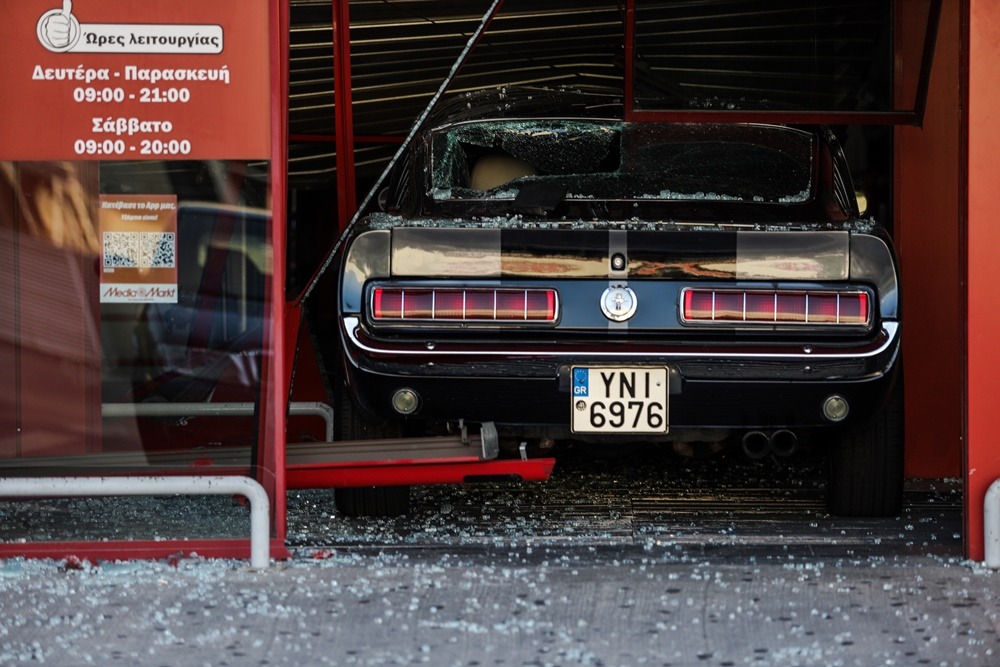 Ληστεία Πέτρου Ράλλη: Διέλυσαν μια Ford Mustang του 1967 για πάρουν κινητά