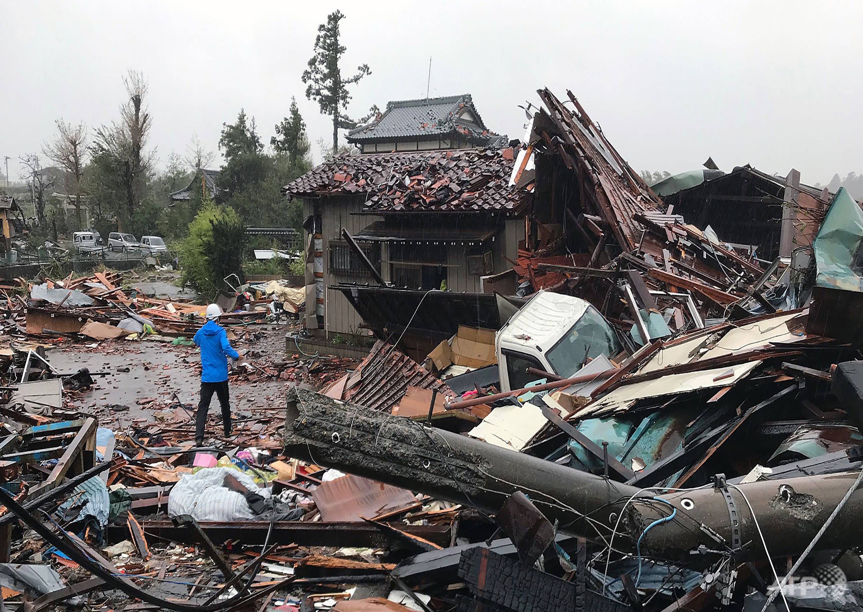 Τυφώνας Ιαπωνία: Βιβλική καταστροφή