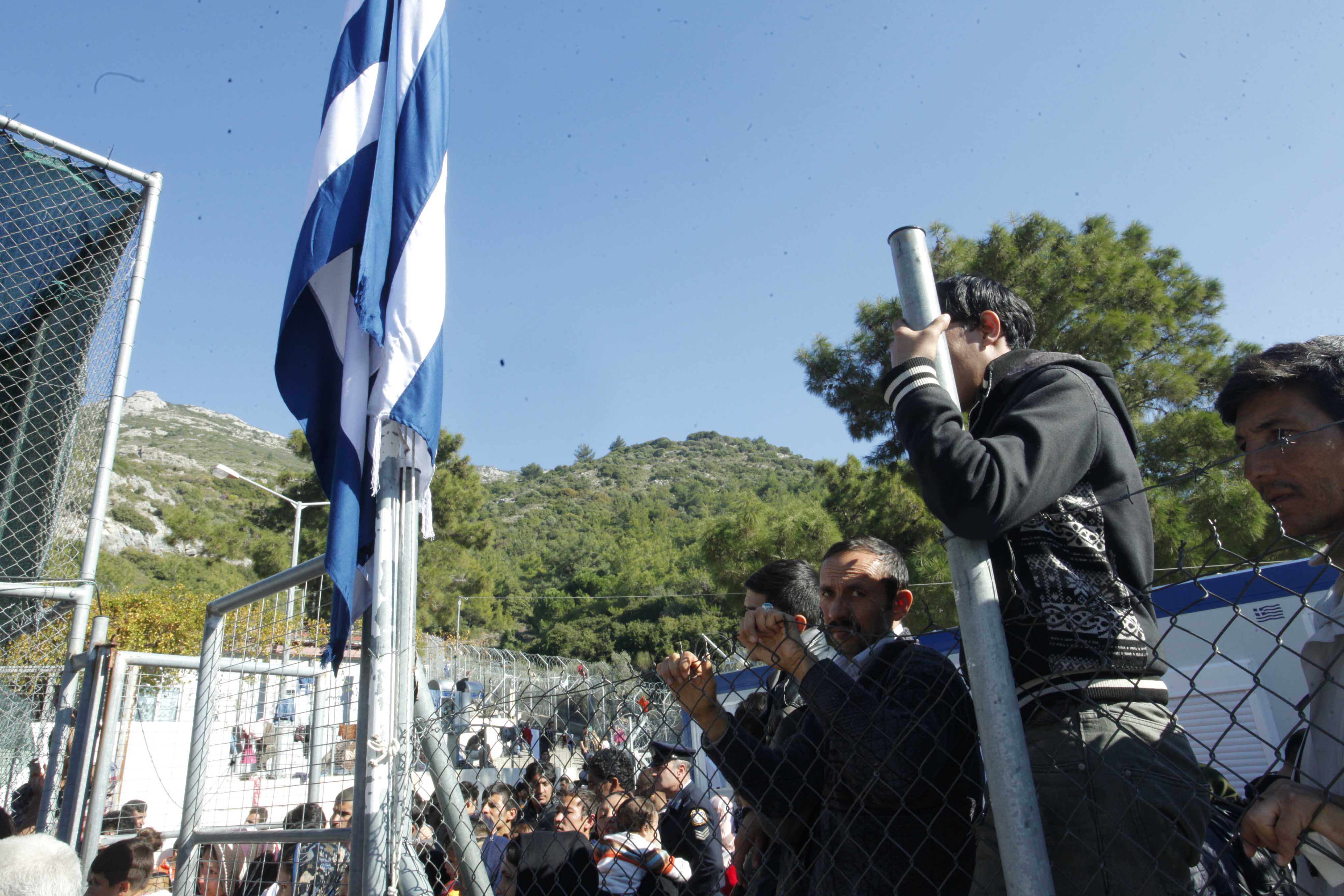 Σάμος: Έκρυθμη η κατάσταση στο hotspot