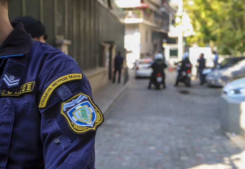 Ρουβίκωνας τουρκικό προξενείο: “Τρομοκράτες και συνεργάτες του PKK”, λέει η Άγκυρα