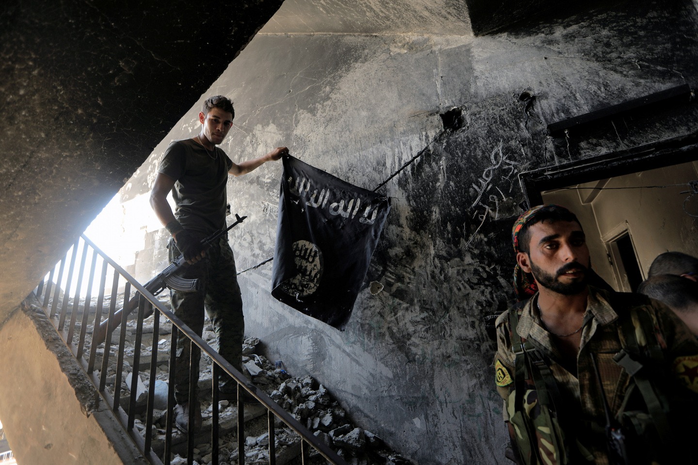 Aλ Μπαγκντάντι: Πώς σκοτώθηκε ο αρχηγός του ISIS – Η διεθνής κοινότητα χαιρετίζει, η Ρωσία ειρωνεύεται