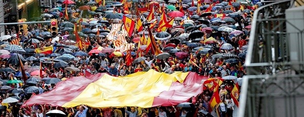 Επεισόδια Βαρκελώνη: Πολλοί τραυματίες και συλλήψεις
