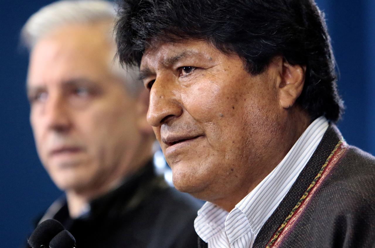 Βολιβία τώρα: “Δεν έχει εκδοθεί ένταλμα σύλληψης για τον Έβο Μοράλες”