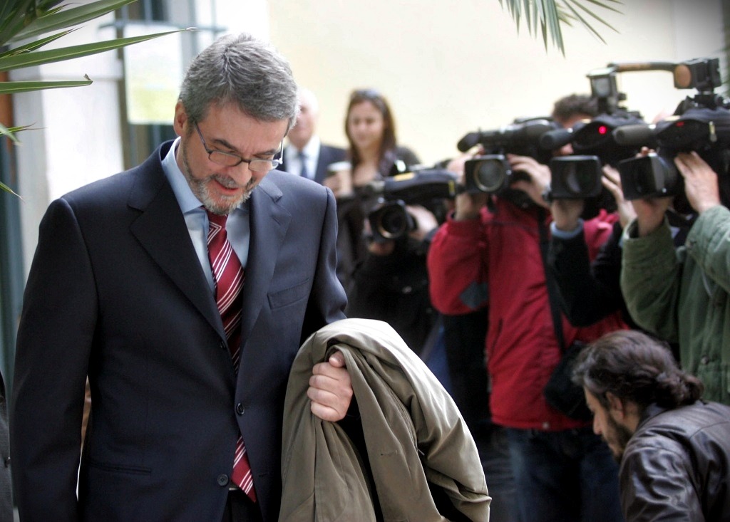 Δίκη Siemens – απόφαση: Ένοχος ο Χριστοφοράκος και άλλοι 21 – Απαλλάχθηκε ο Τσουκάτος