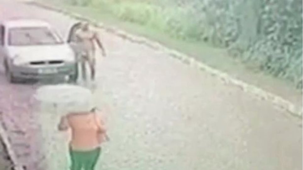 Απόπειρα βιασμού βίντεο: Άντρας στη Βραζιλία κυνηγά γυναίκα στη μέση του δρόμου