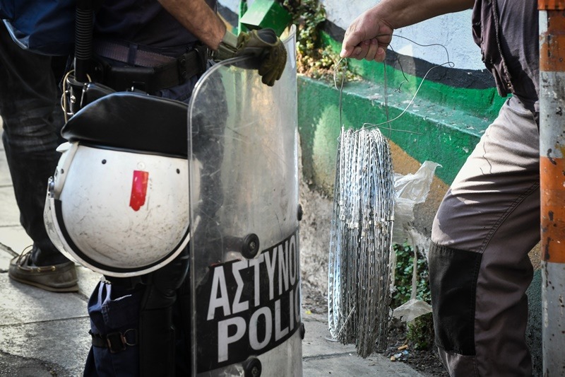 Σπείρα Αγία Παρασκευή: Σύλληψη δύο γυναικών