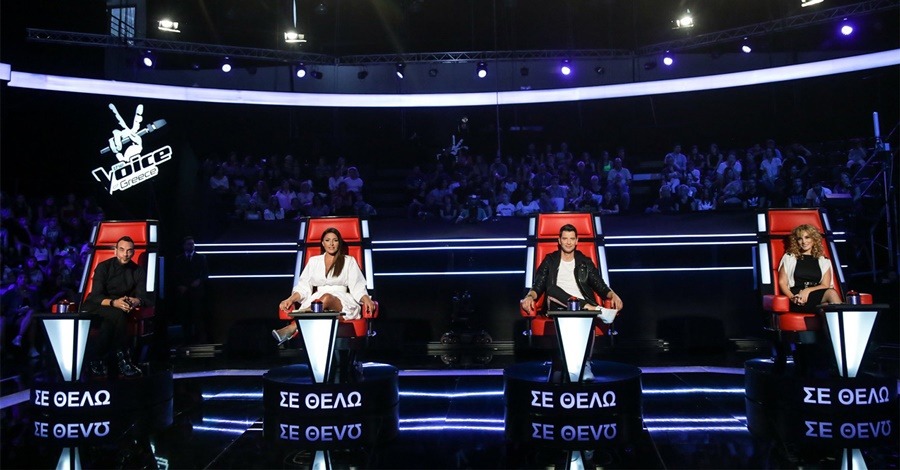 The Voice 2019: Όταν ο Μουζουράκης ”κλέβει” από την Ζουγανέλη