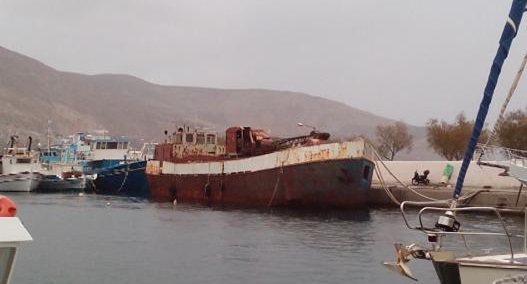 Φορτηγό πλοίο βυθίστηκε: Μυστήριο στην Κάλυμνο