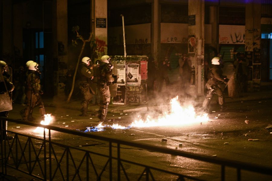 Εξάρχεια αστυνομία: Έρευνα  για τις επεισόδια στην πορεία του Γρηγορόπουλου