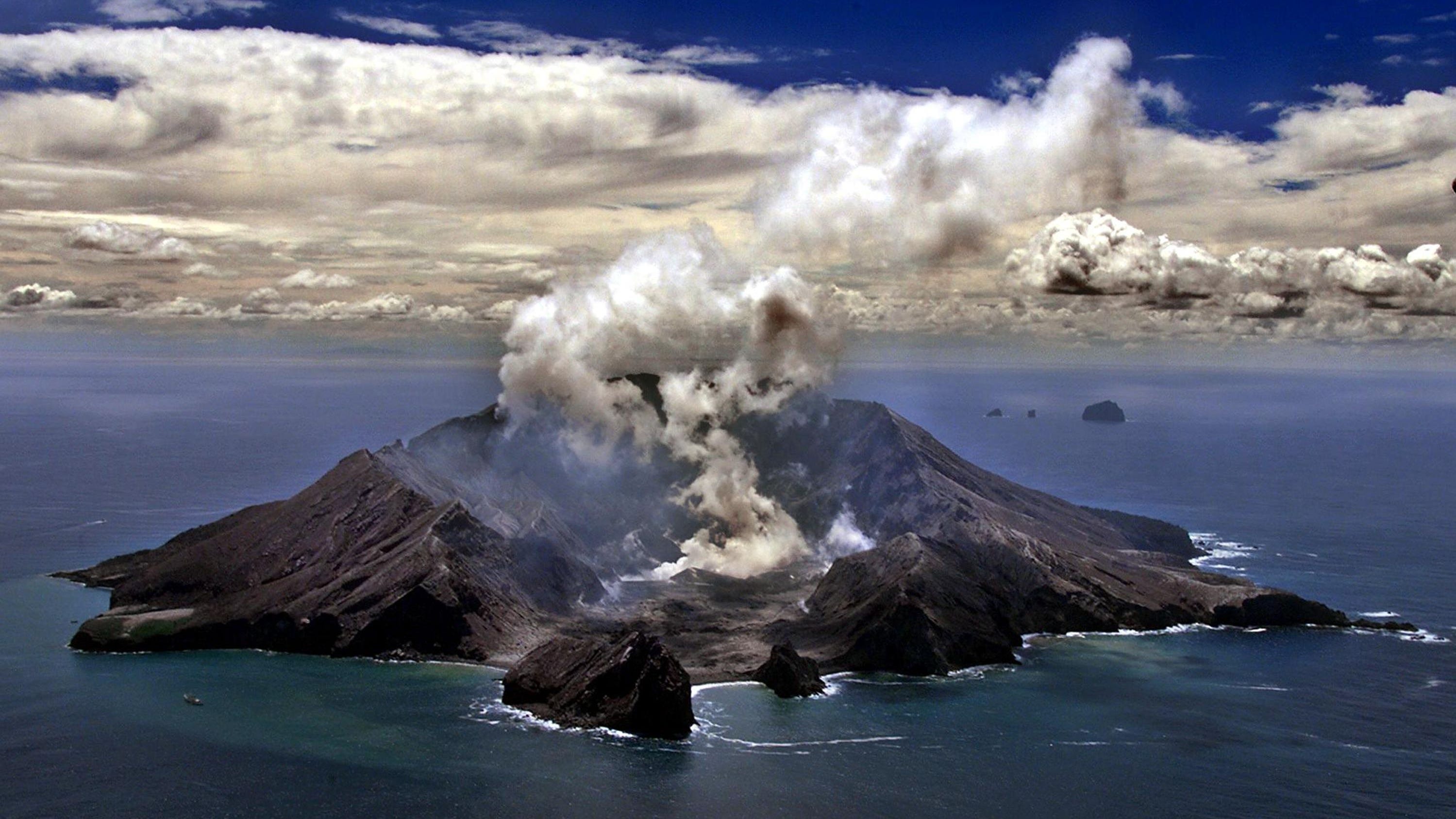 Έκρηξη ηφαιστείου – Νέα Ζηλανδία: Νεκροί, τραυματίες και αγνοούμενοι