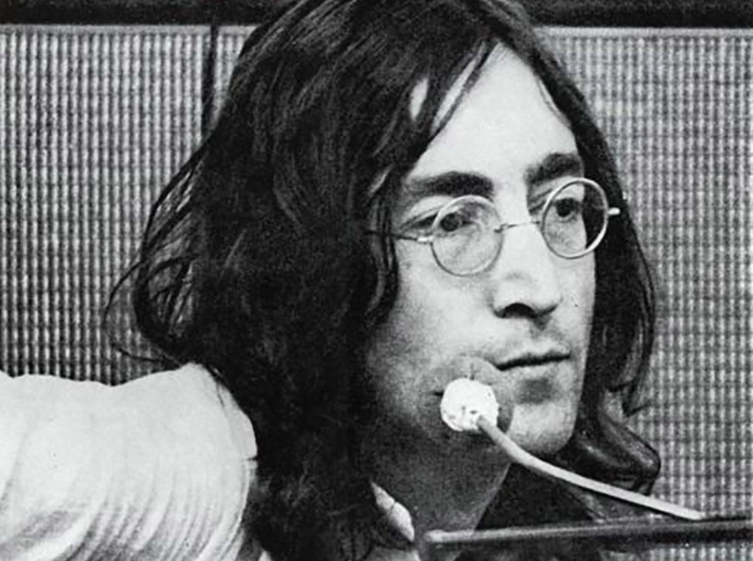 Τζον Λένον σπάνια φωτο: Ο γιος του θρύλου των Beatles και της Γιόκο Όνο δημοσίευσε μια ανέκδοτη φωτογραφία