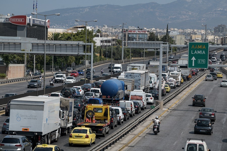 Κίνηση τώρα: Τεράστιο μποτιλιάρισμα στους δρόμους