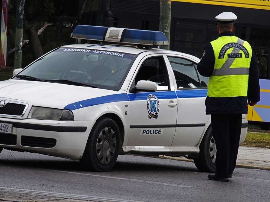 Ληστεία Θρακομακεδόνες: Ένοπλοι δράστες εισέβαλαν σε κατάστημα