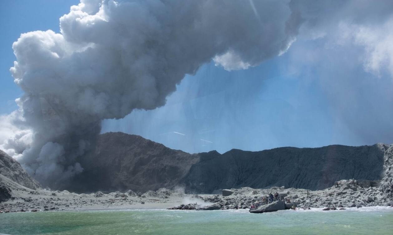 Νέα Ζηλανδία: Φονική έκρηξη του ηφαιστείου – Αυξάνεται η «λίστα θανάτου»