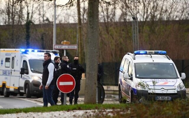 Επίθεση με μαχαίρι Παρίσι: Δύο νεκροί στη Γαλλία