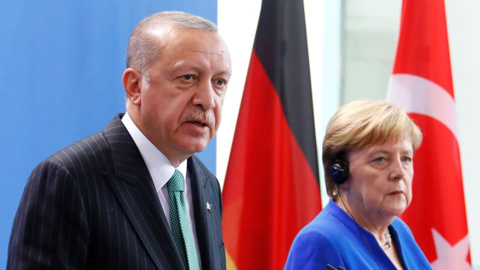 Ερντογάν – Λιβύη: Τα είπε με Μέρκελ ο Τούρκος Πρόεδρος, στην ατζέντα και η Συρία