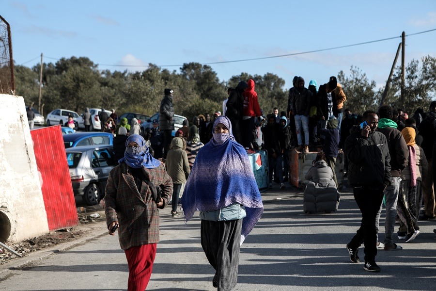 Μαχαίρωσαν 18χρονη: Κοπέλα νοσηλεύεται σε κρίσιμη κατάσταση, στη Μόρια