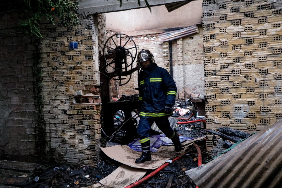 Φωτιά Κορωπί: Άνδρας βρέθηκε νεκρός σε τροχόσπιτο – Τραγωδία και στην Ξάνθη