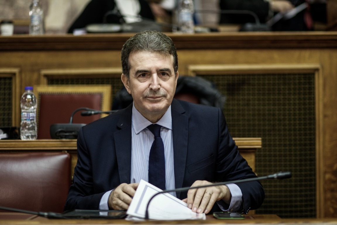 Χρυσοχοΐδης Γιαννάκου: Η απάντηση του υπουργού για το άρθρο του νομοσχεδίου